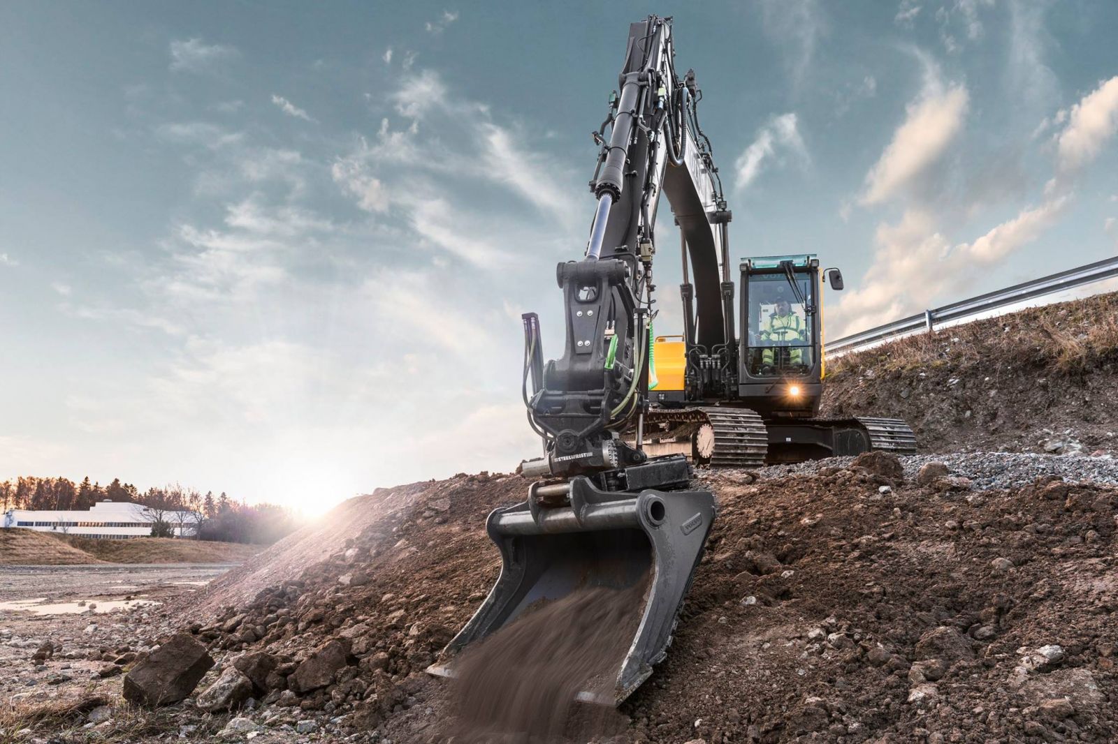 Tiltrotator rupskranen en bandenkranen - Steelwrist